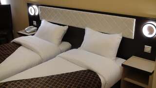 Отель Comfort Hotel Ереван Двухместный номер Делюкс с 1 кроватью или 2 отдельными кроватями-3
